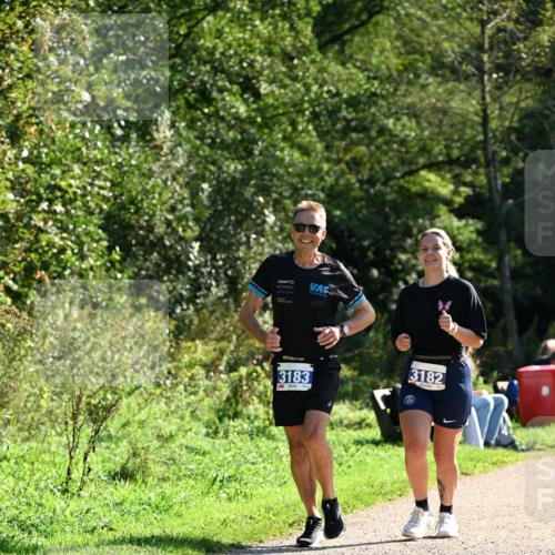 27.09.2026 - 35. Volkslauf durch das schöne Alstertal Dr. Thomas Lammeyer http://msf.ph/oto/10573848 27.09.2026 11:30:20 Laufen 3183, 3182 meine-sportfotos.de