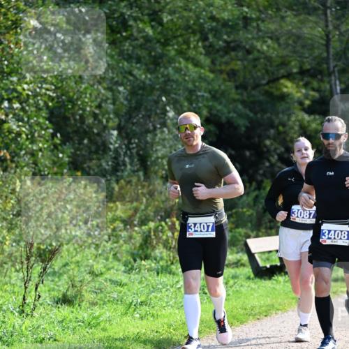 27.09.2026 - 35. Volkslauf durch das schöne Alstertal Dr. Thomas Lammeyer http://msf.ph/oto/10574012 27.09.2026 11:31:01 Laufen 3407, 3087, 3408 meine-sportfotos.de