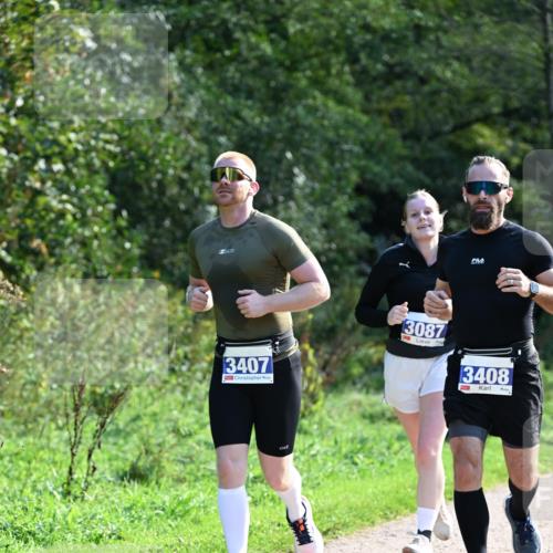 27.09.2026 - 35. Volkslauf durch das schöne Alstertal Dr. Thomas Lammeyer http://msf.ph/oto/10574018 27.09.2026 11:31:01 Laufen 3407, 3087, 3408 meine-sportfotos.de