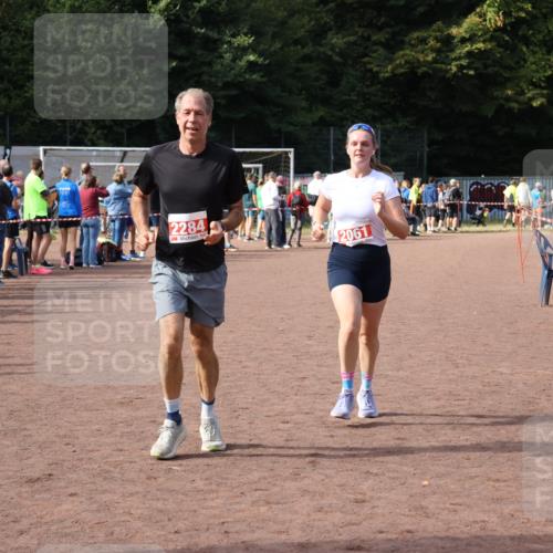 27.09.2026 - 35. Volkslauf durch das schöne Alstertal Strokosch-Dieckow http://msf.ph/oto/10574060 27.09.2026 12:26:44 Ziel 2061, 2284, 2489 meine-sportfotos.de