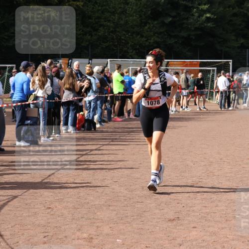 27.09.2026 - 35. Volkslauf durch das schöne Alstertal Strokosch-Dieckow http://msf.ph/oto/10574183 27.09.2026 12:27:24 Ziel 1078 meine-sportfotos.de