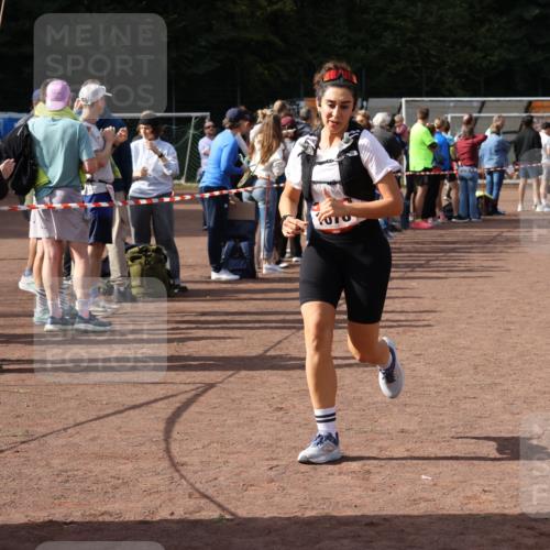 27.09.2026 - 35. Volkslauf durch das schöne Alstertal Strokosch-Dieckow http://msf.ph/oto/10574228 27.09.2026 12:27:25 Ziel 1078 meine-sportfotos.de