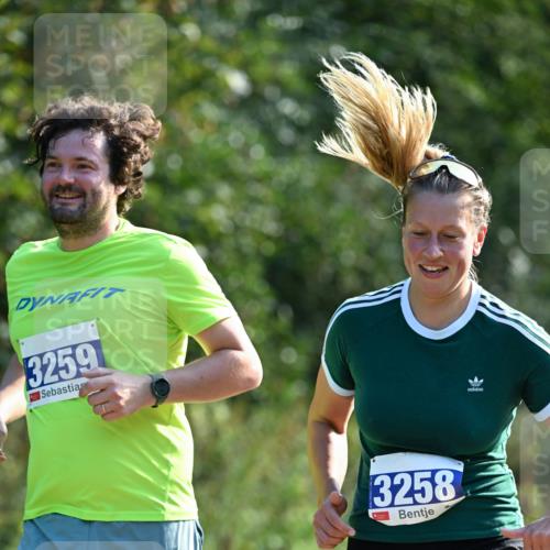 27.09.2026 - 35. Volkslauf durch das schöne Alstertal Dr. Thomas Lammeyer http://msf.ph/oto/10574229 27.09.2026 11:31:50 Laufen 3259, 3258 meine-sportfotos.de
