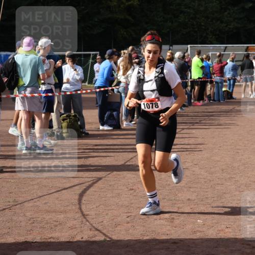 27.09.2026 - 35. Volkslauf durch das schöne Alstertal Strokosch-Dieckow http://msf.ph/oto/10574232 27.09.2026 12:27:25 Ziel 1078 meine-sportfotos.de