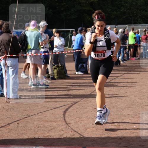 27.09.2026 - 35. Volkslauf durch das schöne Alstertal Strokosch-Dieckow http://msf.ph/oto/10574248 27.09.2026 12:27:25 Ziel 1078 meine-sportfotos.de