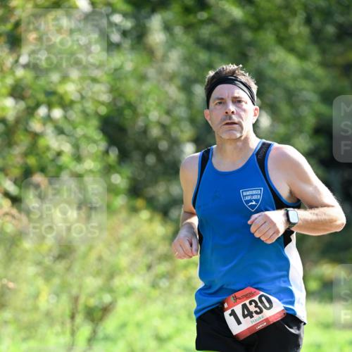 27.09.2026 - 35. Volkslauf durch das schöne Alstertal Dr. Thomas Lammeyer http://msf.ph/oto/10574300 27.09.2026 11:32:05 Laufen 1430 meine-sportfotos.de