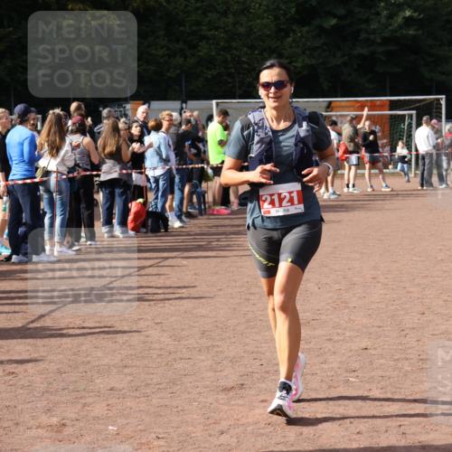27.09.2026 - 35. Volkslauf durch das schöne Alstertal Strokosch-Dieckow http://msf.ph/oto/10574307 27.09.2026 12:27:43 Ziel 2121 meine-sportfotos.de