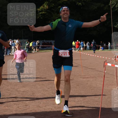 27.09.2026 - 35. Volkslauf durch das schöne Alstertal Strokosch-Dieckow http://msf.ph/oto/10574428 27.09.2026 12:28:15 Ziel 2018, 2062, 2063, 2258, 2302 meine-sportfotos.de