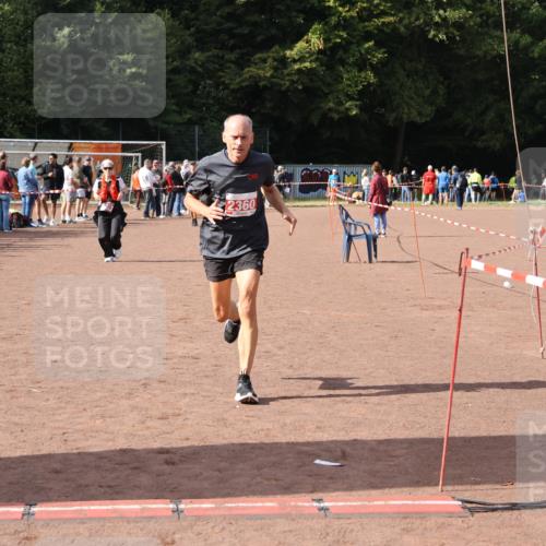 27.09.2026 - 35. Volkslauf durch das schöne Alstertal Strokosch-Dieckow http://msf.ph/oto/10574620 27.09.2026 12:28:52 Ziel 1075, 2360 meine-sportfotos.de