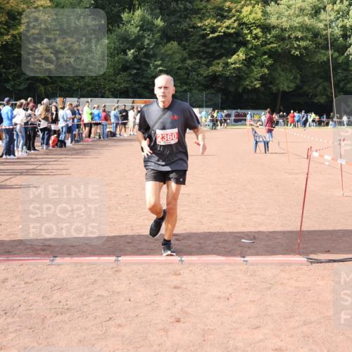 27.09.2026 - 35. Volkslauf durch das schöne Alstertal Strokosch-Dieckow http://msf.ph/oto/10574646 27.09.2026 12:28:52 Ziel 1075, 2360 meine-sportfotos.de