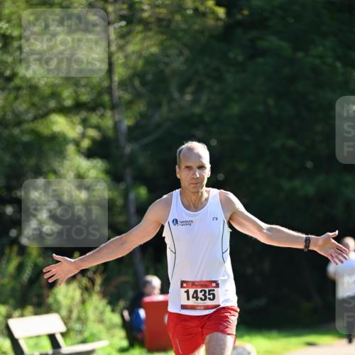 27.09.2026 - 35. Volkslauf durch das schöne Alstertal Dr. Thomas Lammeyer http://msf.ph/oto/10574821 27.09.2026 11:35:03 Laufen 1435 meine-sportfotos.de