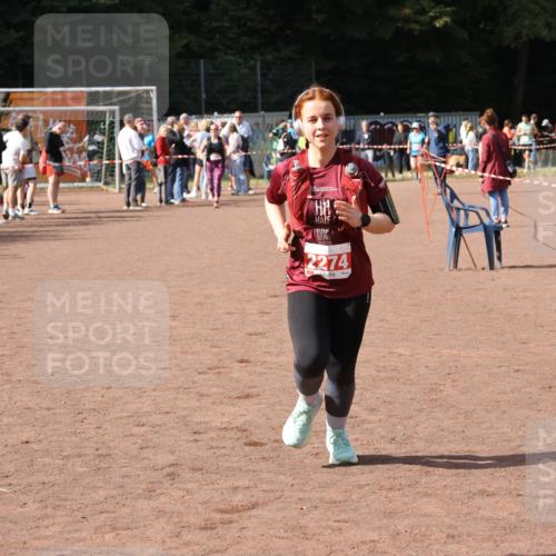 27.09.2026 - 35. Volkslauf durch das schöne Alstertal Strokosch-Dieckow http://msf.ph/oto/10574939 27.09.2026 12:29:22 Ziel 2274 meine-sportfotos.de