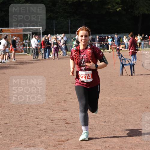 27.09.2026 - 35. Volkslauf durch das schöne Alstertal Strokosch-Dieckow http://msf.ph/oto/10574952 27.09.2026 12:29:22 Ziel 2274 meine-sportfotos.de