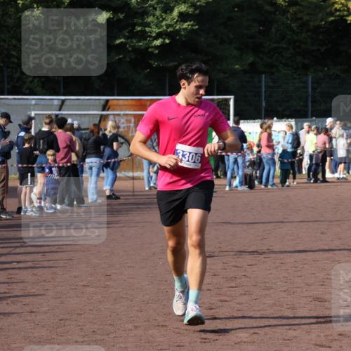 27.09.2026 - 35. Volkslauf durch das schöne Alstertal Strokosch-Dieckow http://msf.ph/oto/10574982 27.09.2026 11:20:20 Ziel 3166, 3306, 3380 meine-sportfotos.de