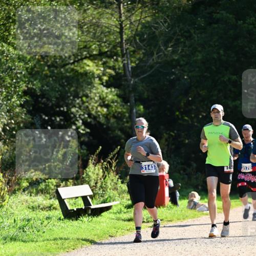 27.09.2026 - 35. Volkslauf durch das schöne Alstertal Dr. Thomas Lammeyer http://msf.ph/oto/10574997 27.09.2026 11:35:53 Laufen 3143, 145, 3170 meine-sportfotos.de