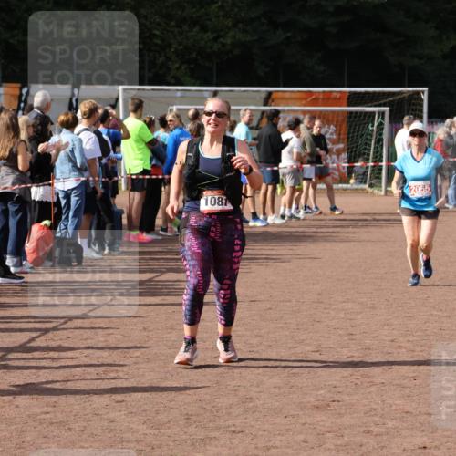 27.09.2026 - 35. Volkslauf durch das schöne Alstertal Strokosch-Dieckow http://msf.ph/oto/10575007 27.09.2026 12:29:34 Ziel 1081, 2055 meine-sportfotos.de
