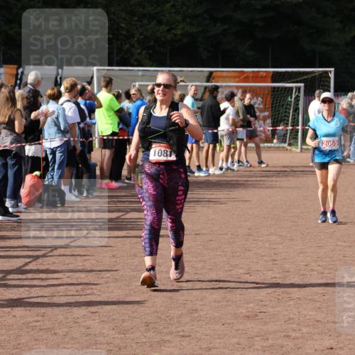 27.09.2026 - 35. Volkslauf durch das schöne Alstertal Strokosch-Dieckow http://msf.ph/oto/10575027 27.09.2026 12:29:34 Ziel 1081, 2055 meine-sportfotos.de