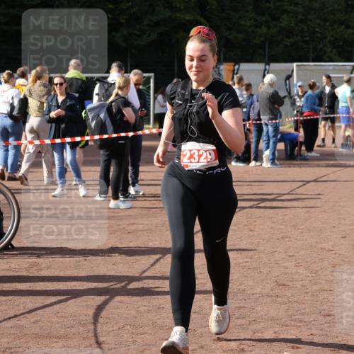 27.09.2026 - 35. Volkslauf durch das schöne Alstertal Strokosch-Dieckow http://msf.ph/oto/10575068 27.09.2026 12:34:16 Ziel 2329 meine-sportfotos.de