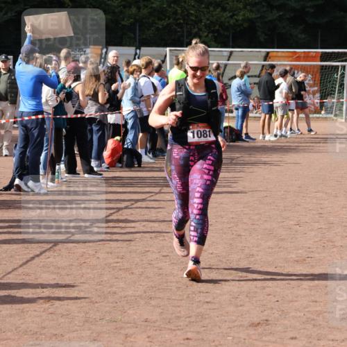 27.09.2026 - 35. Volkslauf durch das schöne Alstertal Strokosch-Dieckow http://msf.ph/oto/10575118 27.09.2026 12:29:35 Ziel 1081, 2055 meine-sportfotos.de