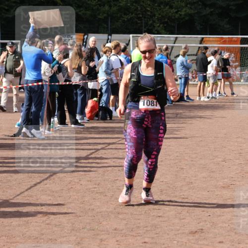 27.09.2026 - 35. Volkslauf durch das schöne Alstertal Strokosch-Dieckow http://msf.ph/oto/10575175 27.09.2026 12:29:35 Ziel 1081, 2055 meine-sportfotos.de