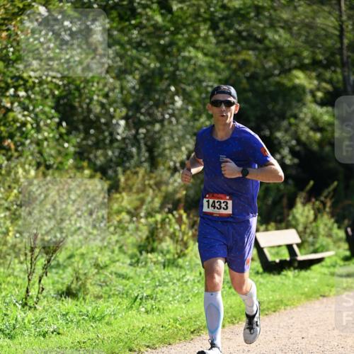 27.09.2026 - 35. Volkslauf durch das schöne Alstertal Dr. Thomas Lammeyer http://msf.ph/oto/10575379 27.09.2026 11:37:40 Laufen 1433 meine-sportfotos.de