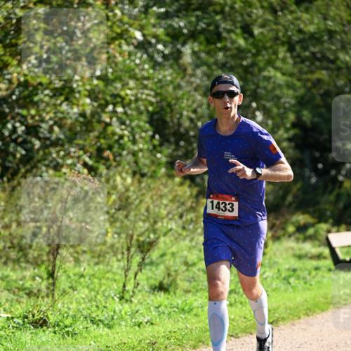 27.09.2026 - 35. Volkslauf durch das schöne Alstertal Dr. Thomas Lammeyer http://msf.ph/oto/10575385 27.09.2026 11:37:41 Laufen 1433 meine-sportfotos.de