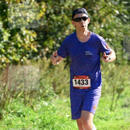 27.09.2026 - 35. Volkslauf durch das schöne Alstertal Dr. Thomas Lammeyer http://msf.ph/oto/10575396 27.09.2026 11:37:42 Laufen 1433 meine-sportfotos.de
