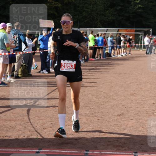 27.09.2026 - 35. Volkslauf durch das schöne Alstertal Strokosch-Dieckow http://msf.ph/oto/10575491 27.09.2026 12:29:45 Ziel 2000, 2053 meine-sportfotos.de