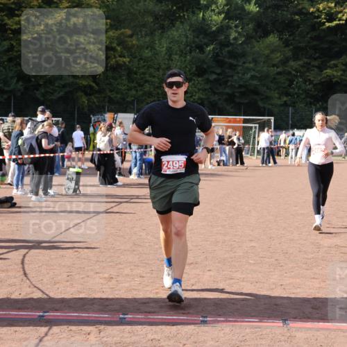 27.09.2026 - 35. Volkslauf durch das schöne Alstertal Strokosch-Dieckow http://msf.ph/oto/10575521 27.09.2026 12:36:00 Ziel 2482, 2495 meine-sportfotos.de