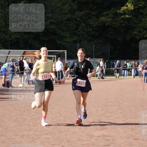 27.09.2026 - 35. Volkslauf durch das schöne Alstertal Strokosch-Dieckow http://msf.ph/oto/10575579 27.09.2026 12:36:23 Ziel 2155, 2158 meine-sportfotos.de