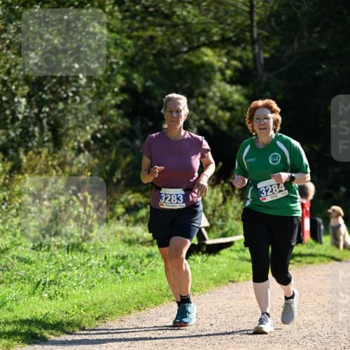 27.09.2026 - 35. Volkslauf durch das schöne Alstertal Dr. Thomas Lammeyer http://msf.ph/oto/10575586 27.09.2026 11:38:44 Laufen 3283, 3284 meine-sportfotos.de