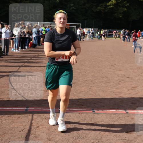 27.09.2026 - 35. Volkslauf durch das schöne Alstertal Strokosch-Dieckow http://msf.ph/oto/10575842 27.09.2026 12:30:07 Ziel 2210, 2211 meine-sportfotos.de
