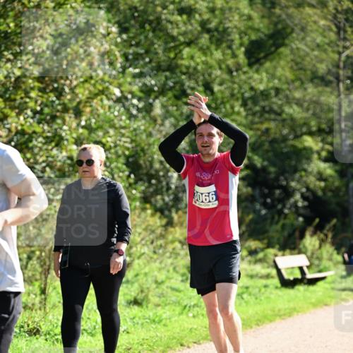 27.09.2026 - 35. Volkslauf durch das schöne Alstertal Dr. Thomas Lammeyer http://msf.ph/oto/10575862 27.09.2026 11:39:31 Laufen 066 meine-sportfotos.de