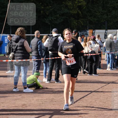 27.09.2026 - 35. Volkslauf durch das schöne Alstertal Strokosch-Dieckow http://msf.ph/oto/10575912 27.09.2026 12:37:32 Ziel 2270 meine-sportfotos.de