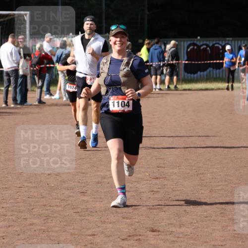 27.09.2026 - 35. Volkslauf durch das schöne Alstertal Strokosch-Dieckow http://msf.ph/oto/10575957 27.09.2026 12:30:19 Ziel 1074, 1104, 2398 meine-sportfotos.de