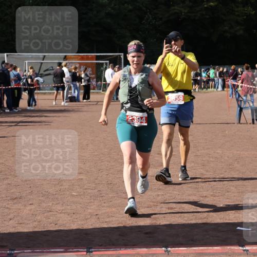 27.09.2026 - 35. Volkslauf durch das schöne Alstertal Strokosch-Dieckow http://msf.ph/oto/10575962 27.09.2026 12:37:57 Ziel 1134, 2394, 2959 meine-sportfotos.de