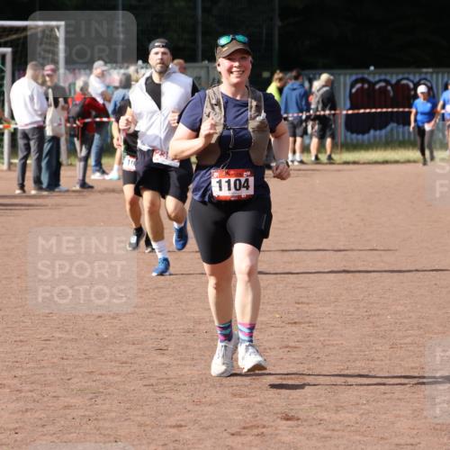 27.09.2026 - 35. Volkslauf durch das schöne Alstertal Strokosch-Dieckow http://msf.ph/oto/10575981 27.09.2026 12:30:19 Ziel 1074, 1104, 2398 meine-sportfotos.de