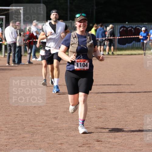 27.09.2026 - 35. Volkslauf durch das schöne Alstertal Strokosch-Dieckow http://msf.ph/oto/10575997 27.09.2026 12:30:19 Ziel 1074, 1104, 2398 meine-sportfotos.de