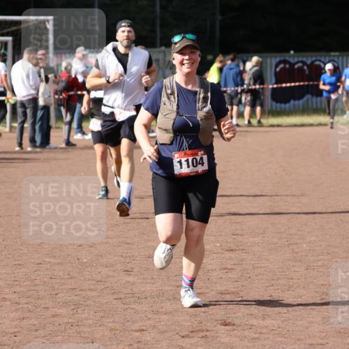 27.09.2026 - 35. Volkslauf durch das schöne Alstertal Strokosch-Dieckow http://msf.ph/oto/10576003 27.09.2026 12:30:19 Ziel 1074, 1104, 2398 meine-sportfotos.de