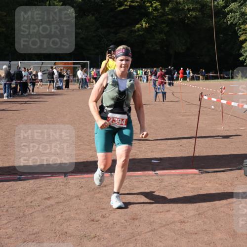 27.09.2026 - 35. Volkslauf durch das schöne Alstertal Strokosch-Dieckow http://msf.ph/oto/10576005 27.09.2026 12:37:58 Ziel 1134, 2394, 2959 meine-sportfotos.de