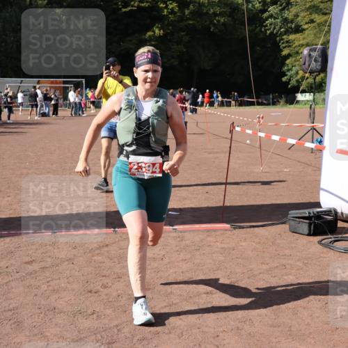 27.09.2026 - 35. Volkslauf durch das schöne Alstertal Strokosch-Dieckow http://msf.ph/oto/10576036 27.09.2026 12:37:58 Ziel 1134, 2394, 2959 meine-sportfotos.de