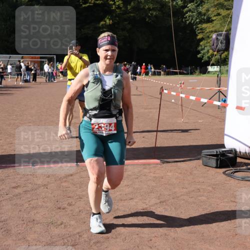27.09.2026 - 35. Volkslauf durch das schöne Alstertal Strokosch-Dieckow http://msf.ph/oto/10576045 27.09.2026 12:37:58 Ziel 1134, 2394, 2959 meine-sportfotos.de