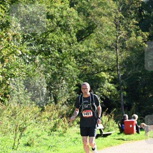 27.09.2026 - 35. Volkslauf durch das schöne Alstertal Dr. Thomas Lammeyer http://msf.ph/oto/10576063 27.09.2026 11:40:35 Laufen 1451 meine-sportfotos.de