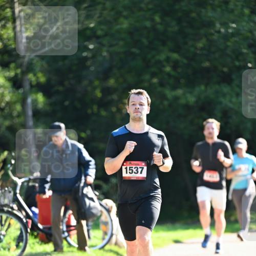 27.09.2026 - 35. Volkslauf durch das schöne Alstertal Dr. Thomas Lammeyer http://msf.ph/oto/10576141 27.09.2026 11:41:23 Laufen 1537 meine-sportfotos.de
