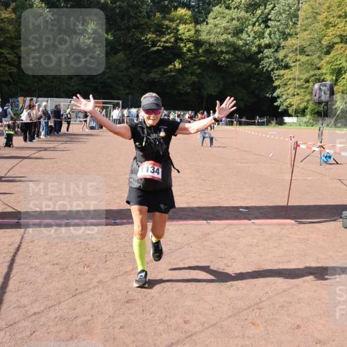 27.09.2026 - 35. Volkslauf durch das schöne Alstertal Strokosch-Dieckow http://msf.ph/oto/10576172 27.09.2026 12:38:05 Ziel 1134, 2341 meine-sportfotos.de