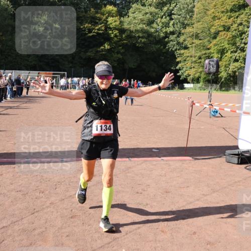 27.09.2026 - 35. Volkslauf durch das schöne Alstertal Strokosch-Dieckow http://msf.ph/oto/10576202 27.09.2026 12:38:05 Ziel 1134, 2341 meine-sportfotos.de