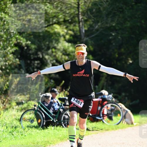 27.09.2026 - 35. Volkslauf durch das schöne Alstertal Dr. Thomas Lammeyer http://msf.ph/oto/10576218 27.09.2026 11:41:55 Laufen 1461 meine-sportfotos.de