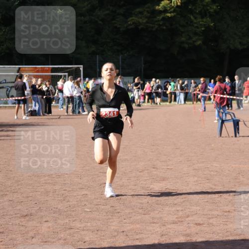 27.09.2026 - 35. Volkslauf durch das schöne Alstertal Strokosch-Dieckow http://msf.ph/oto/10576220 27.09.2026 12:38:09 Ziel 2341 meine-sportfotos.de