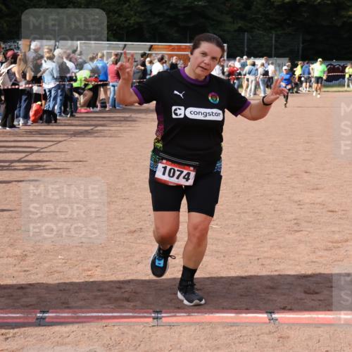 27.09.2026 - 35. Volkslauf durch das schöne Alstertal Strokosch-Dieckow http://msf.ph/oto/10576249 27.09.2026 12:30:28 Ziel 1074, 2398 meine-sportfotos.de