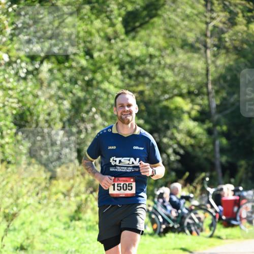 27.09.2026 - 35. Volkslauf durch das schöne Alstertal Dr. Thomas Lammeyer http://msf.ph/oto/10576263 27.09.2026 11:42:36 Laufen 1505 meine-sportfotos.de